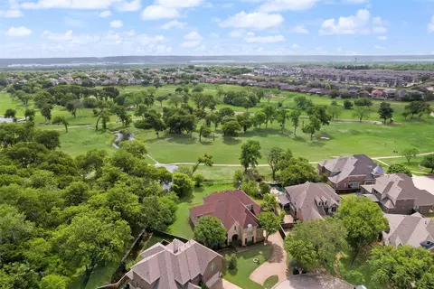 663 Links View Ct, Grand Prairie, TX 75052