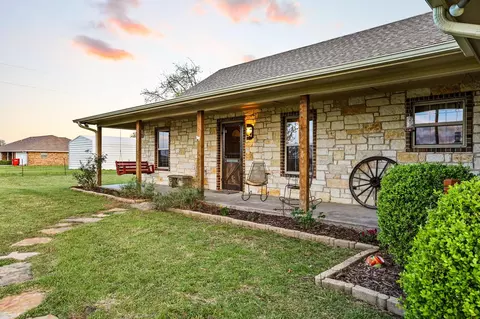 420 County Road 4825, Leonard, TX 75452