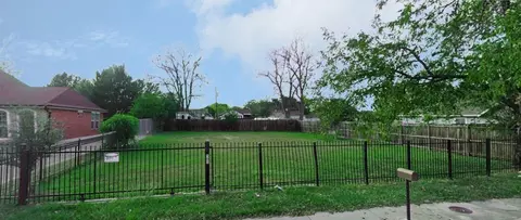 505 S Masters Dr, Dallas, TX 75217