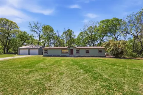 277 Kelly Brook Ln, Weatherford, TX 76087