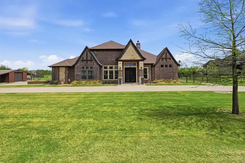 6401 Starlight Ranch Rd, Godley, TX 76044