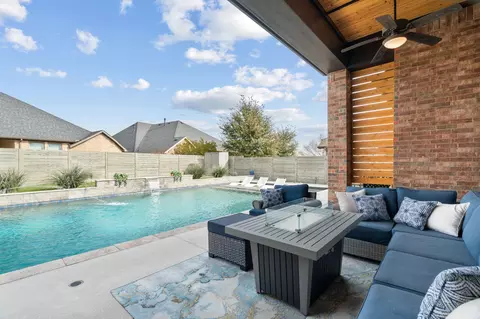 1104 9th St, Argyle, TX 76226