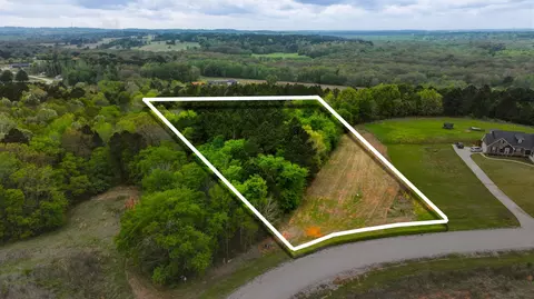 17127 Lux Mundi Rdg, Winona, TX 75792