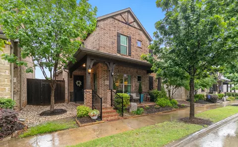2224 7th Ave, Flower Mound, TX 75028