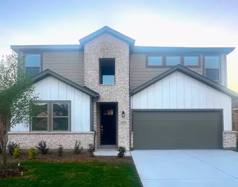 15033 Hierba Mora Dr, Haslet, TX 76052