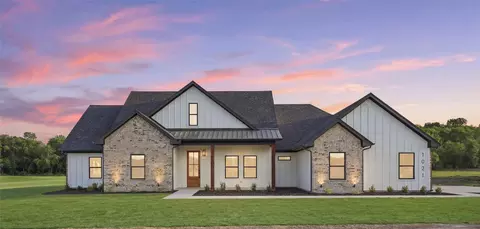 1021 Preserve St, Weatherford, TX 76085