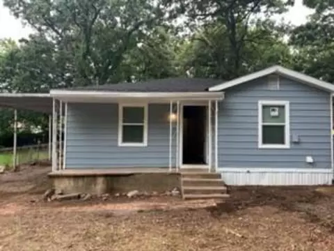 424 Sherman Dr, Pottsboro, TX 75076