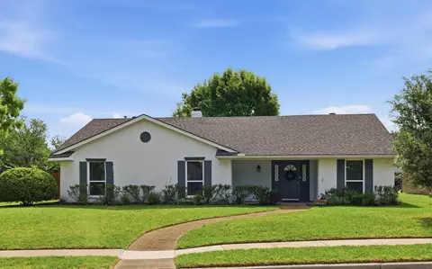 2408 Huntington Dr, Plano, TX 75075