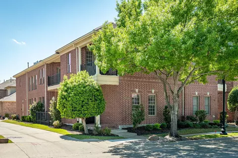 6393 Burnham St, Frisco, TX 75034