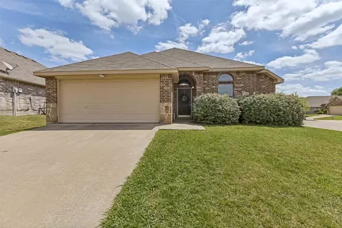 2242 Upcreek Ct, Dallas, TX 75253