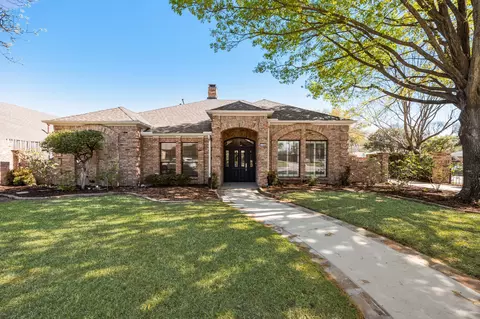 11104 Manorview Cir, Dallas, TX 75228