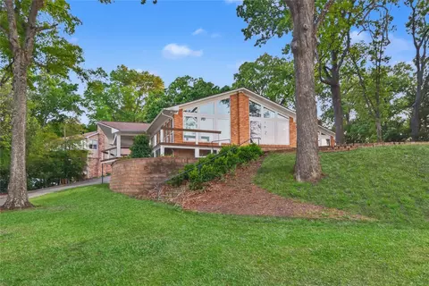 2403 Lakecrest Dr, Shreveport, LA 71109
