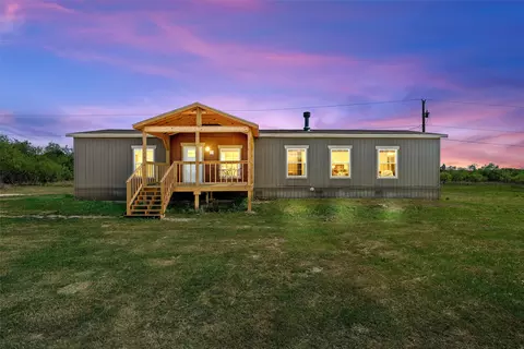 274 Sutherland Rd, Axtell, TX 76624