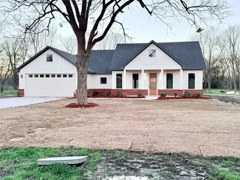 5288 County Road 2248, Greenville, TX 75402