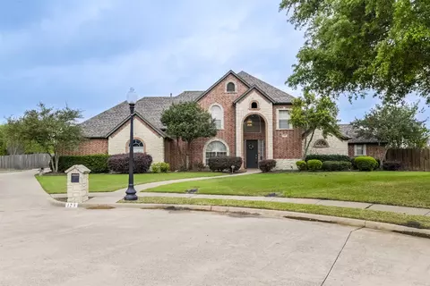 123 Mustang Creek Dr, Waxahachie, TX 75165
