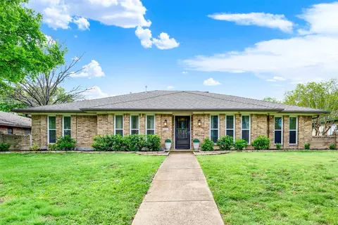2804 Meadowbrook Dr, Plano, TX 75075
