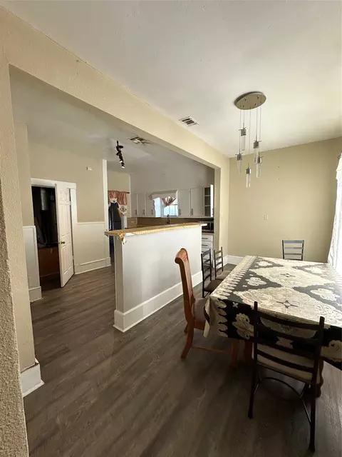 Dining - 1824 Lyle Ave, Waco, TX 76708 photo 1 of 1