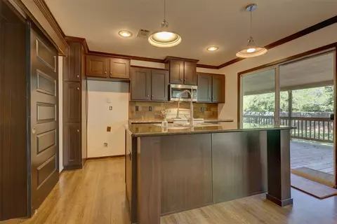 119 Post Oak Rd, Whitney, TX 76692