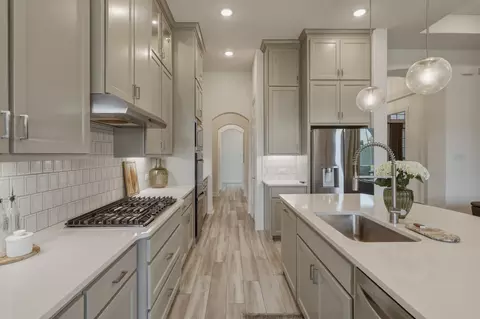 Kitchen - 2012 Gathering Trl, Argyle, TX 76226 photo 4 of 5