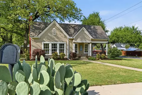 502 W Josephine St, Weatherford, TX 76086
