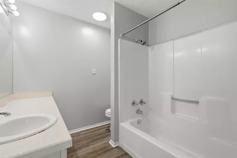 Bath - 2332 Melissa Dr, Waco, TX 76708 photo 2 of 2