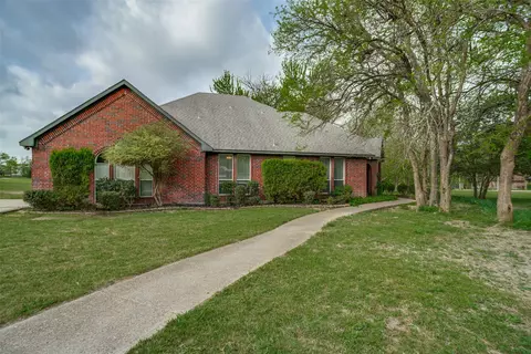 305 Cedar Hill Cir, Lowry Crossing, TX 75407