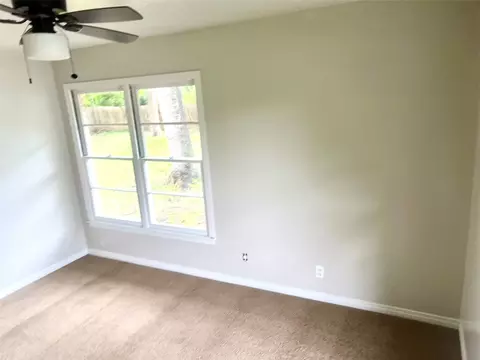 Bedroom - 102 E Walker Ave, Temple, TX 76501 photo 1 of 10