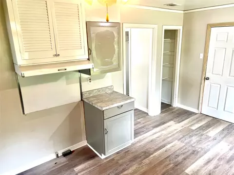 Kitchen - 102 E Walker Ave, Temple, TX 76501 photo 1 of 4