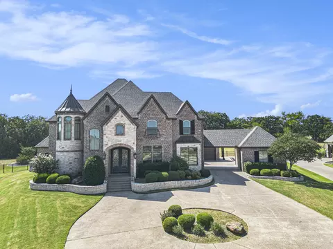 6909 Heritage Oaks Dr, Mansfield, TX 76063