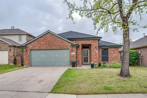 412 Crossbill Ln, Little Elm, TX 75068