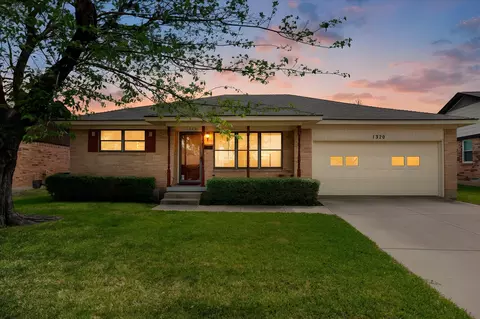 1320 Lexington Dr, Garland, TX 75041
