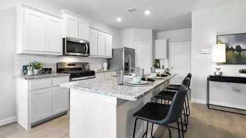 913 Boll Weevil Dr, Cleburne, TX 76031 photo 6