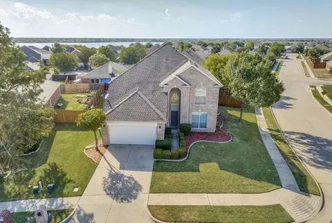2752 Stallion Dr, Little Elm, TX 75068