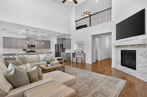 14632 Donner Trl, Roanoke, TX 76262