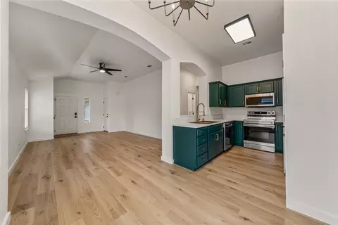 Entry Way - 10234 Condor Loop, Waco, TX 76708 photo 2 of 2