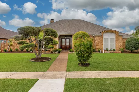 5824 Gallant Fox Ln, Plano, TX 75093