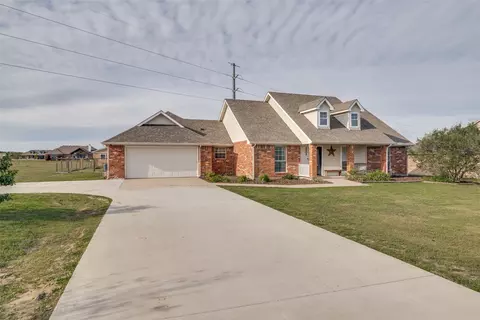 2808 County Road 643, Nevada, TX 75173