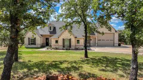 1320 Post Oak Rd, Gordon, TX 76453