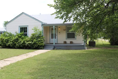 825 E North 12th St, Abilene, TX 79601