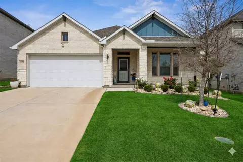 2404 Ponca Dr, Fort Worth, TX 76179