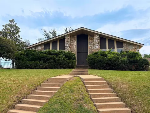 12 Creekwood Cir, Richardson, TX 75080