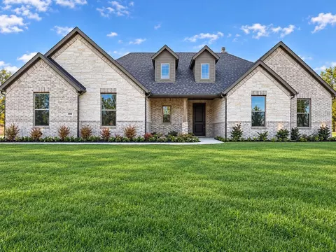 1000 Kessler Rd, Weatherford, TX 76087