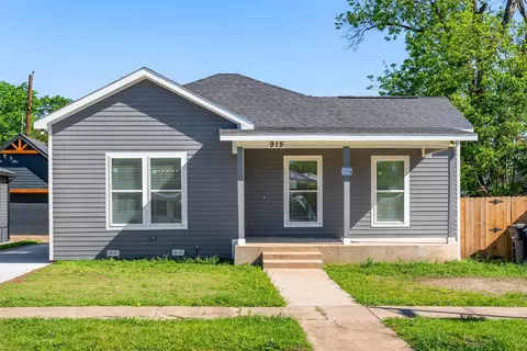 915 E Humbolt St, Fort Worth, TX 76104