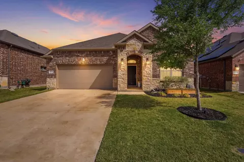 10709 Table Bluff St, Aubrey, TX 76227