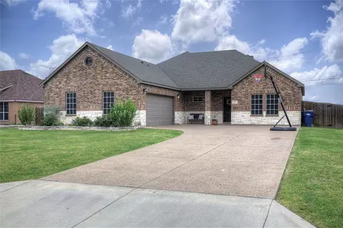 306 Derick Dr, Royse City, TX 75189
