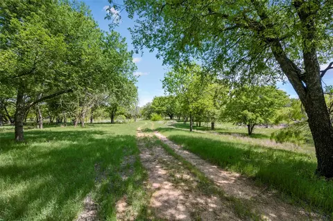 6900 Westcreek Cir, Fort Worth, TX 76133