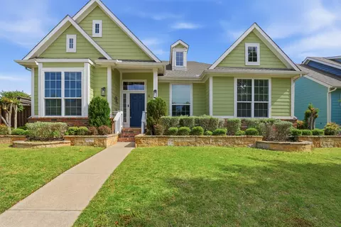 8321 Bridge St, North Richland Hills, TX 76180