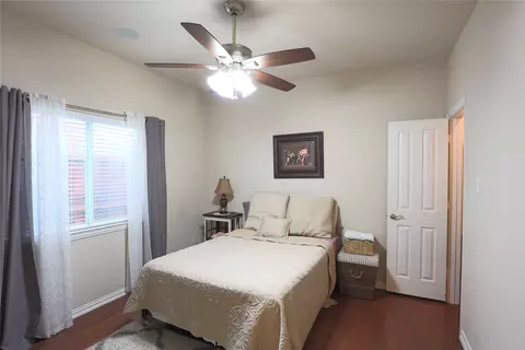 Bedroom - 209 Park Meadows Dr, Euless, TX 76039 photo 2 of 4