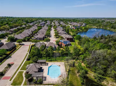 View/Area - 209 Park Meadows Dr, Euless, TX 76039 photo 4 of 5
