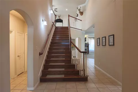 Entry Way - 209 Park Meadows Dr, Euless, TX 76039 photo 1 of 1